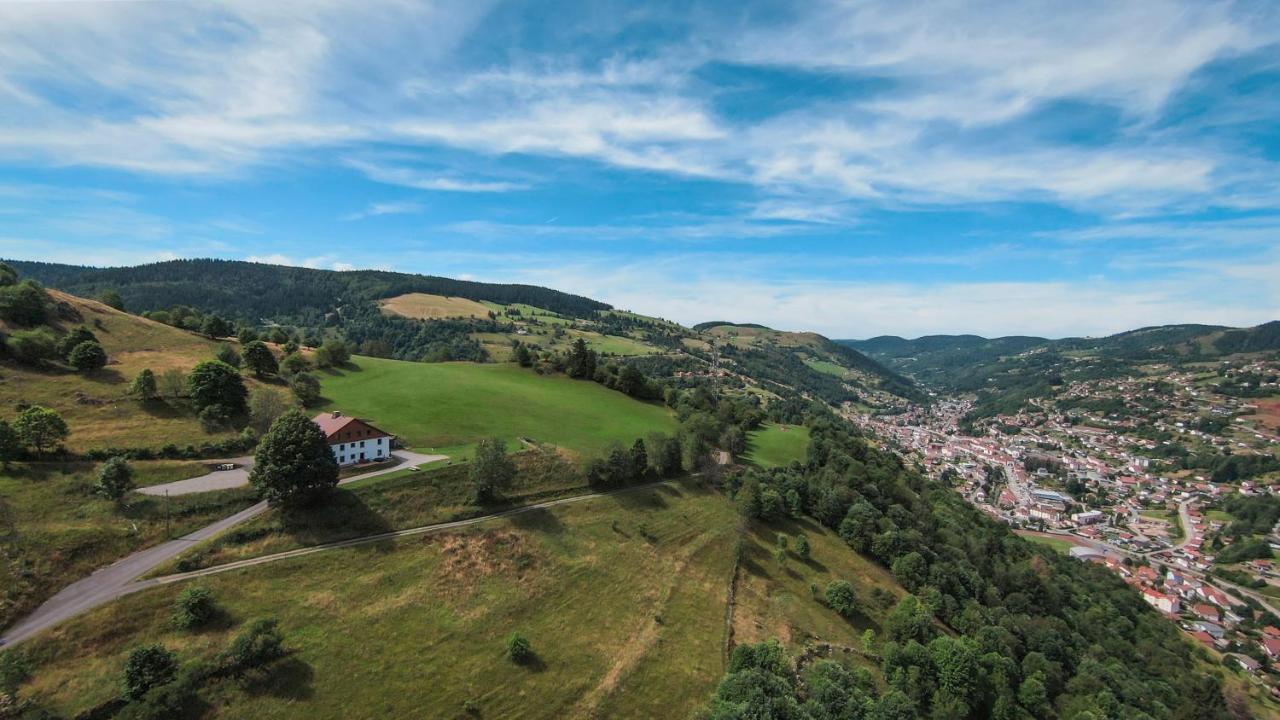 Gites De Moyenmont La Bresse Exteriör bild